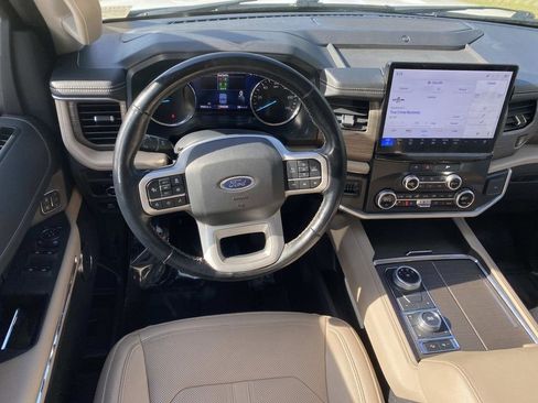 Certified 2024 Ford Expedition Limited AWD/4WD image 16