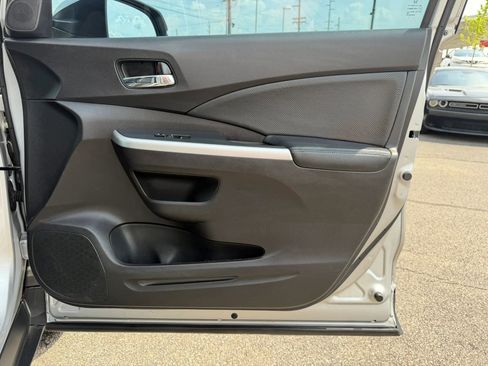 Used 2016 Honda CR-V Touring image 28