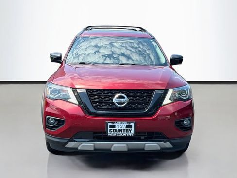 Used 2020 Nissan Pathfinder SL AWD/4WD image 2