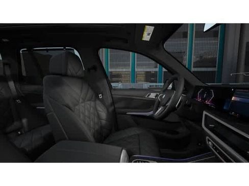New 2026 BMW X5 xDrive40i w/ M Sport Package AWD/4WD image 9