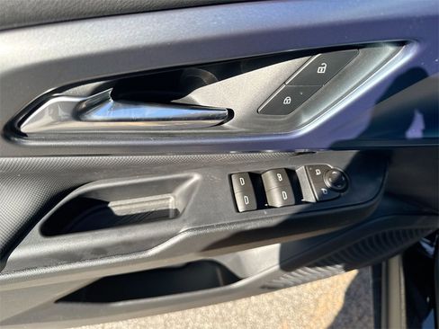 New 2026 Chevrolet Equinox EV LT image 15