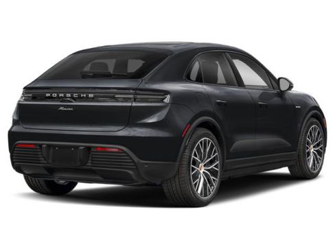Certified 2025 Porsche Macan 4S Electric AWD/4WD image 2
