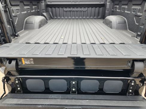 Certified 2024 GMC Sierra 2500 Denali w/ Denali Reserve Package image 26