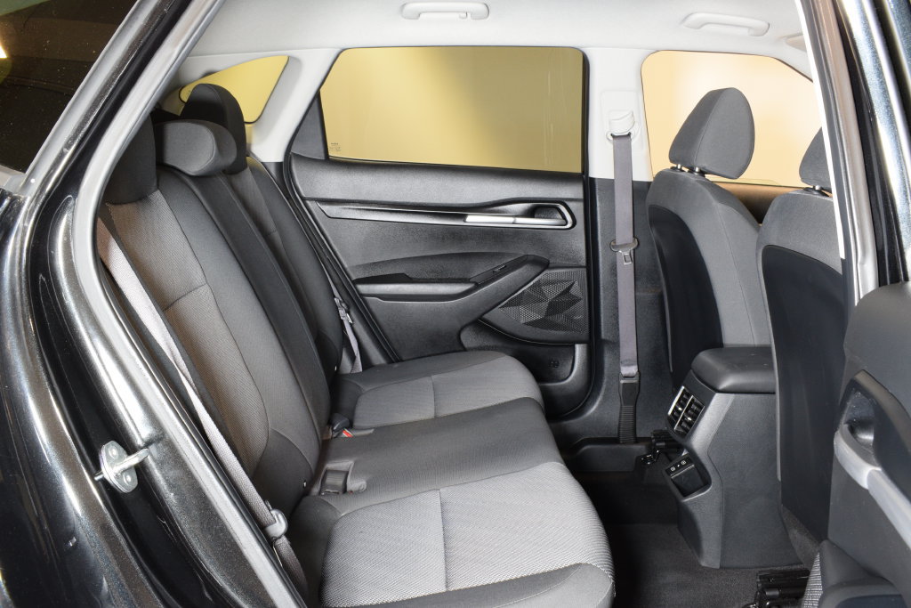 Used 2024 Kia Seltos LX AWD/4WD image 29