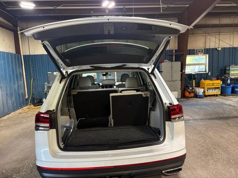 Certified 2026 Volkswagen Atlas SEL AWD/4WD image 14