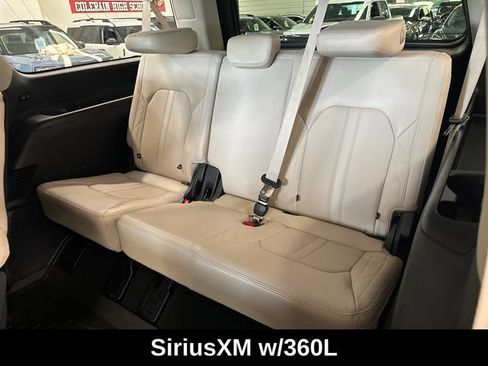 Used 2024 Ford Expedition Max Platinum AWD/4WD image 7
