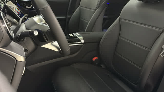 Certified 2026 Mercedes-Benz GLC 300 4MATIC image 26