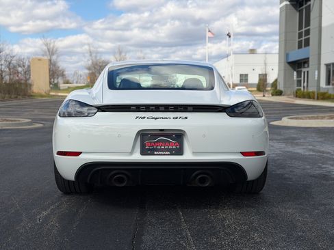 Used 2022 Porsche 718 Cayman GTS image 6