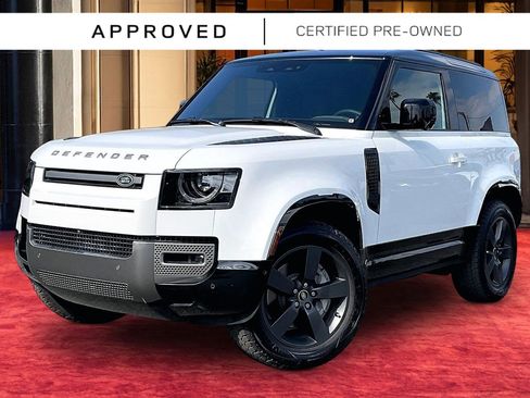 Used 2025 Land Rover Defender 90 X-Dynamic SE AWD/4WD image 1