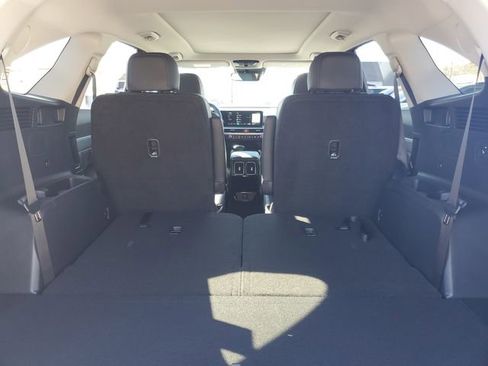 New 2026 Kia Sorento SX image 9