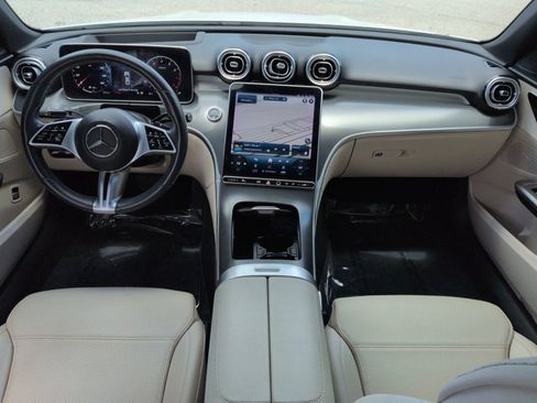 Used 2023 Mercedes-Benz C 300 Sedan image 15
