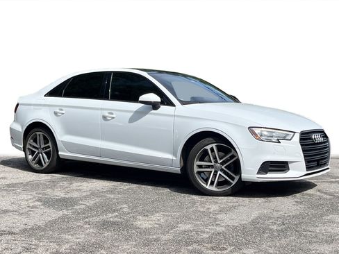 Used 2020 Audi A3 2.0T Premium FWD image 2