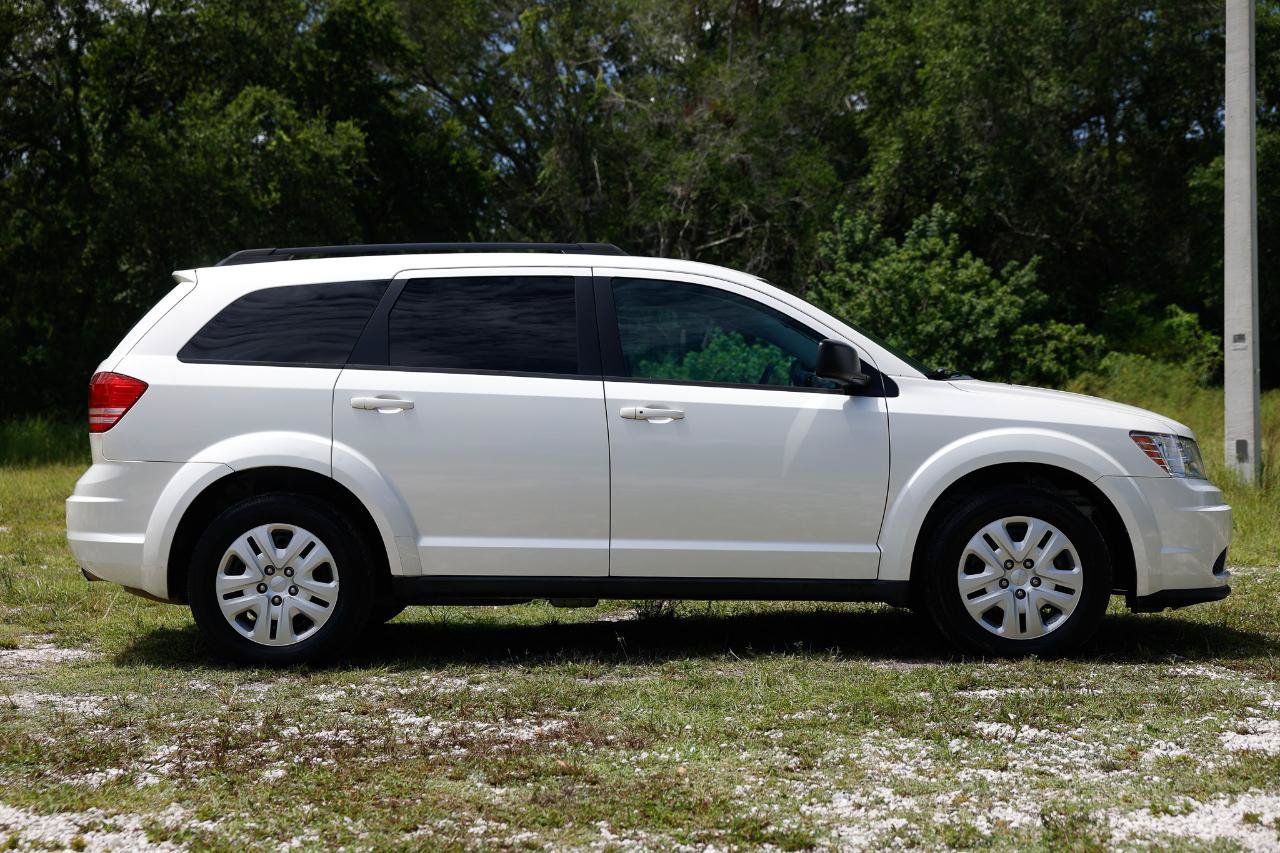Used 2016 Dodge Journey SE w/ Flexible Seating Group FWD image 13