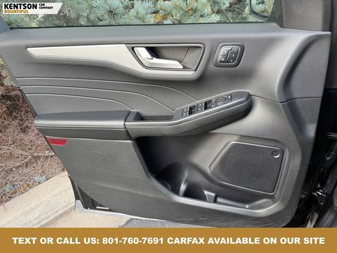 Used 2025 Ford Escape Platinum image 21