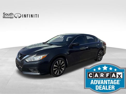 Used 2018 Nissan Altima 2.5 SV image 1