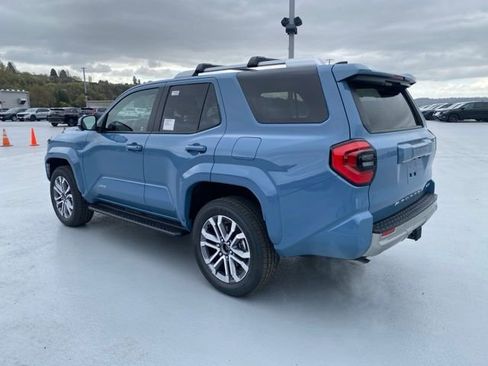 New 2026 Toyota 4Runner Limited AWD/4WD image 8