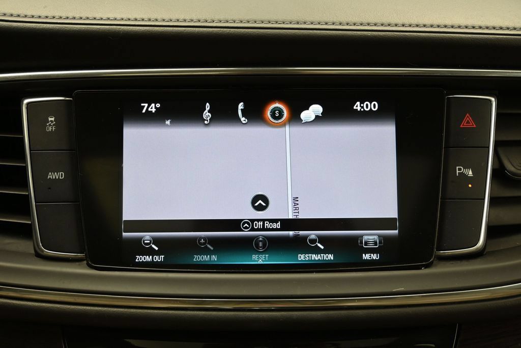 Used 2018 Buick Enclave Essence AWD/4WD image 20