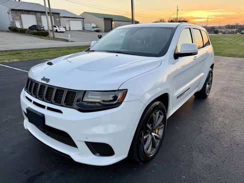 Used 2018 Jeep Grand Cherokee Trackhawk image 14