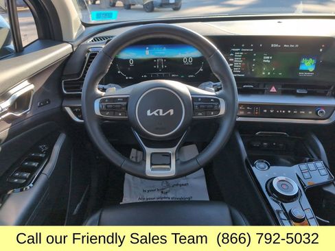 Used 2025 Kia Sportage SX Prestige image 16