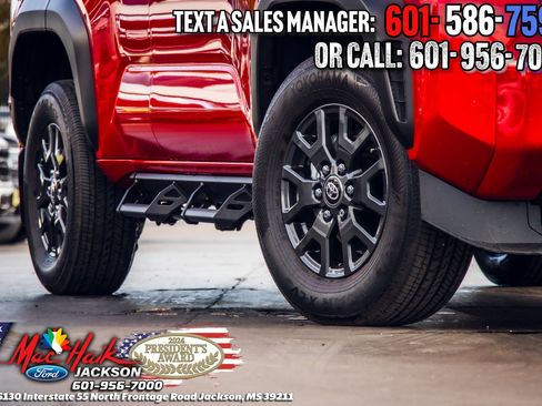 Used 2025 Toyota 4Runner SR5 image 2