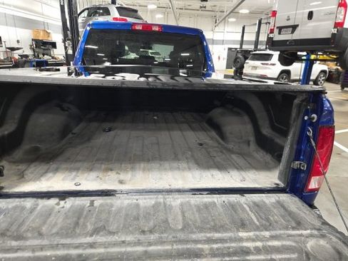 Used 2018 RAM 1500 Express w/ Express Value Package AWD/4WD image 12