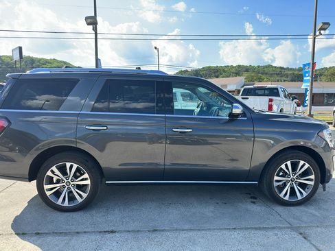 Used 2020 Ford Expedition Platinum RWD image 6