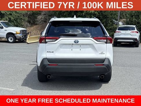 Used 2022 Toyota RAV4 LE AWD/4WD image 3