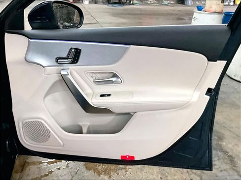 Used 2021 Mercedes-Benz A 220 image 26