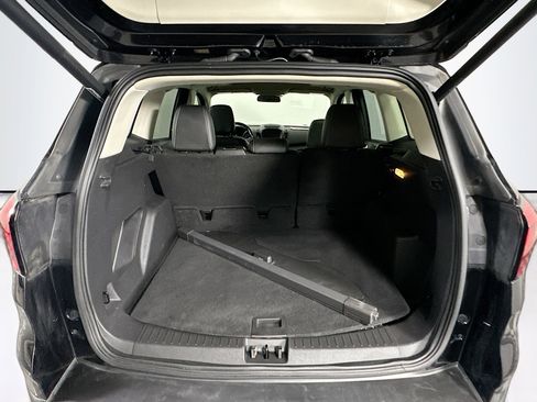 Used 2019 Ford Escape SEL image 28