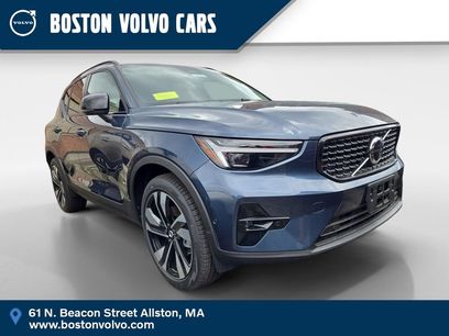 New 2026 Volvo XC40 B5 Plus w/ Climate Package