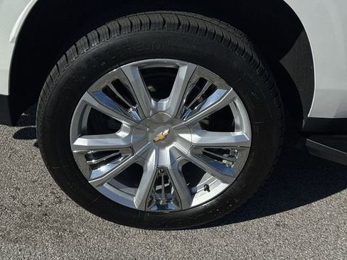 Certified 2023 Chevrolet Suburban High Country AWD/4WD image 33