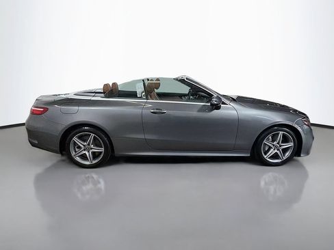 Used 2018 Mercedes-Benz E 400 4MATIC Cabriolet image 10
