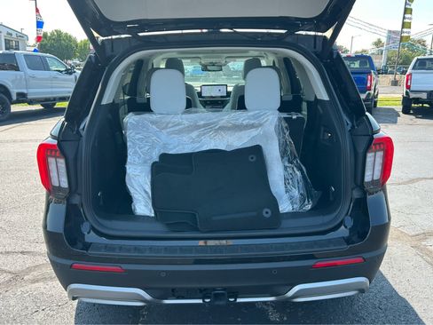 New 2026 Ford Explorer Platinum w/ LUX Leather Package AWD/4WD image 5