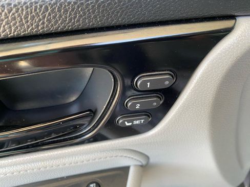 Used 2018 Honda Odyssey Elite image 16