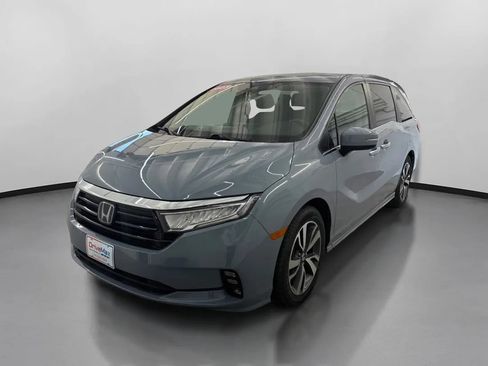 Used 2023 Honda Odyssey Touring image 4