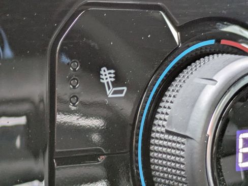 Certified 2023 Chevrolet Silverado 1500 RST image 23