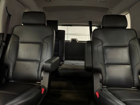 Used 2018 Chevrolet Tahoe LT w/ LT Signature Package image 15