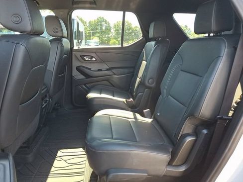 Used 2023 Chevrolet Traverse LT w/ LPO, Floor Liner Package AWD/4WD image 17