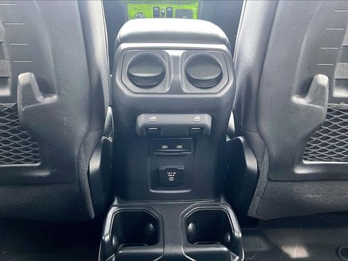 Used 2021 Jeep Gladiator Mojave AWD/4WD image 34