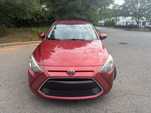 Used 2018 Toyota Yaris iA FWD image 10