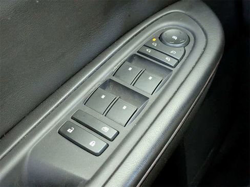 Used 2017 Chevrolet Traverse Premier image 35