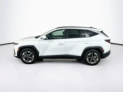 Used 2025 Hyundai Tucson SEL FWD image 4