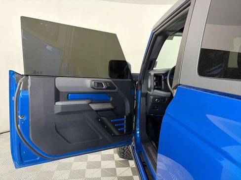 Certified 2022 Ford Bronco Black Diamond AWD/4WD image 10