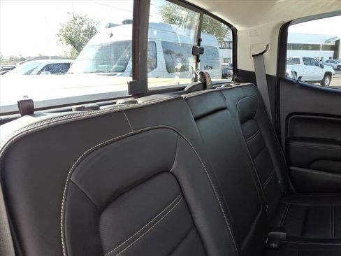 Used 2018 GMC Canyon Denali image 14