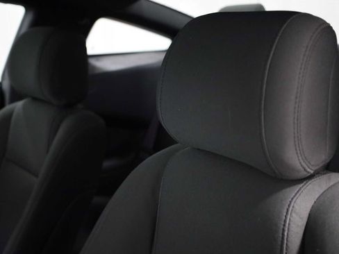 Used 2014 Ford Mustang Coupe RWD image 18