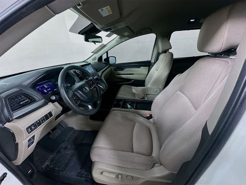 Used 2019 Honda Odyssey EX image 16