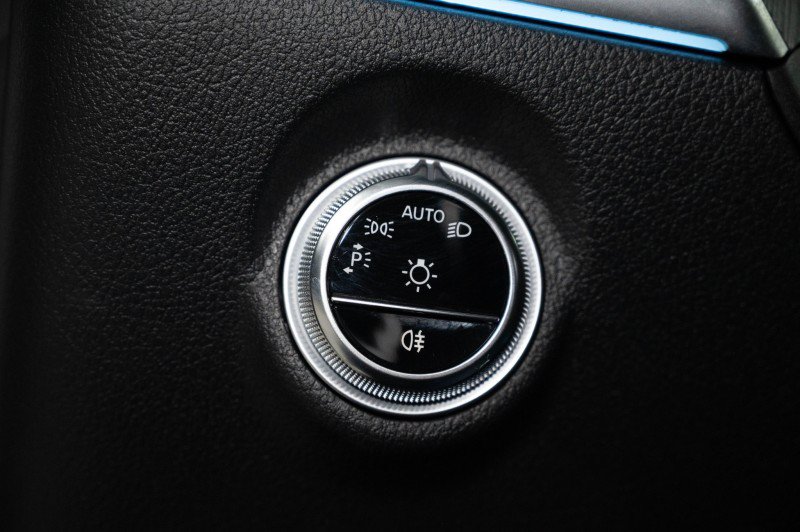 Certified 2023 Mercedes-Benz C 300 Sedan image 22