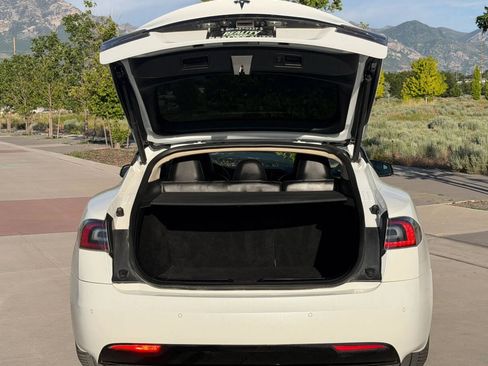 Used 2018 Tesla Model S 75D AWD/4WD image 9