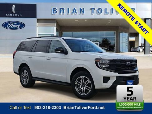 New 2026 Ford Expedition Active image 1