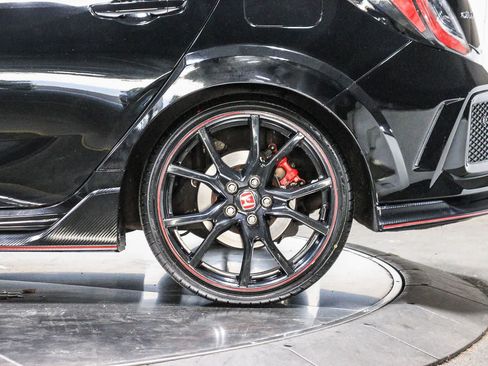 Used 2019 Honda Civic Type R image 10